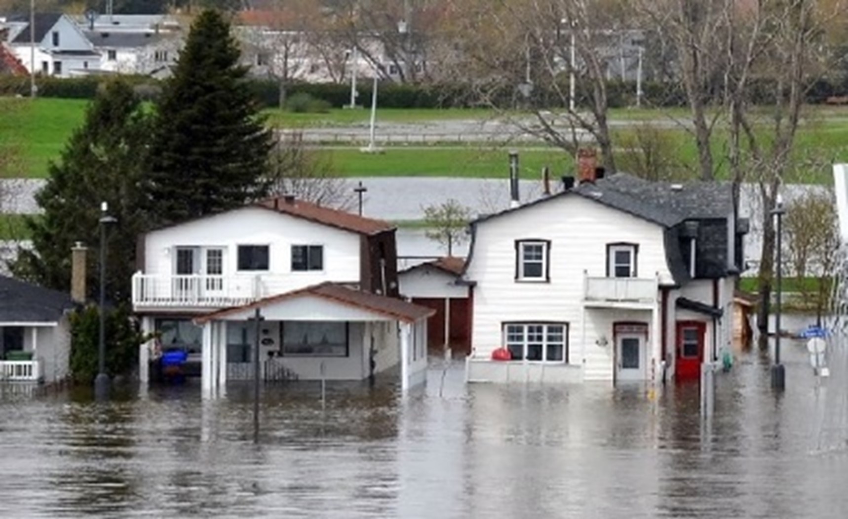 Preparing for weather-related emergencies in Canada