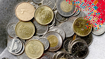 Une pile de pièces de monnaie canadiennes