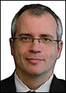 Pierre Therrien, directeur, Structure de marché et analyse des politiques-cadres, Industrie Canada
